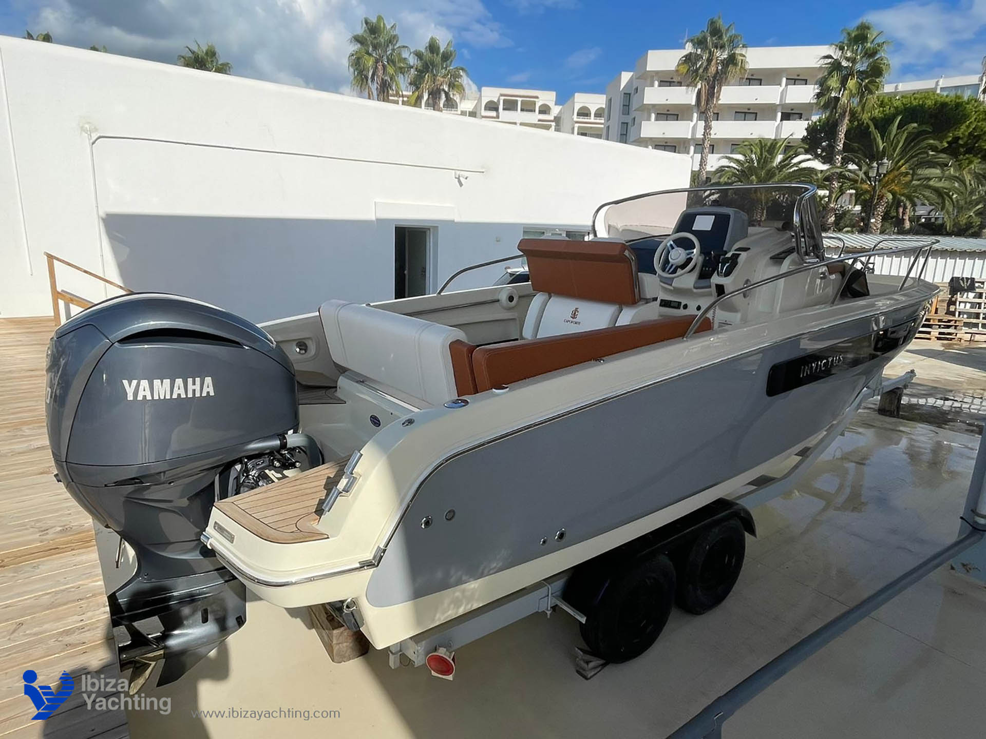 Invictus 240 CX 5