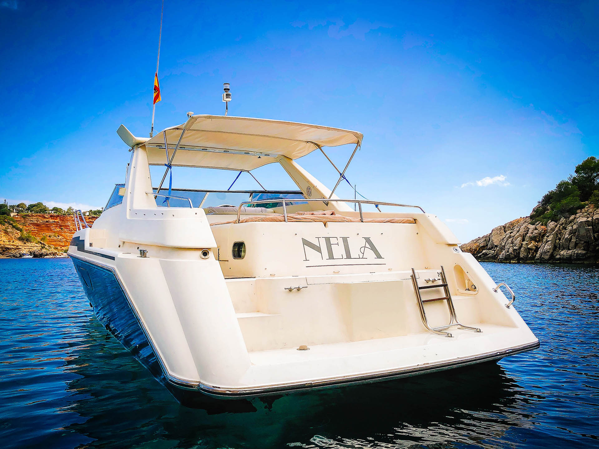 Nela 4
