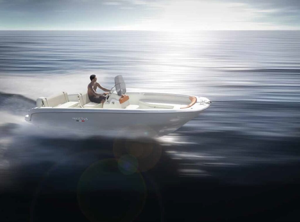 Invictus 190FX (3)