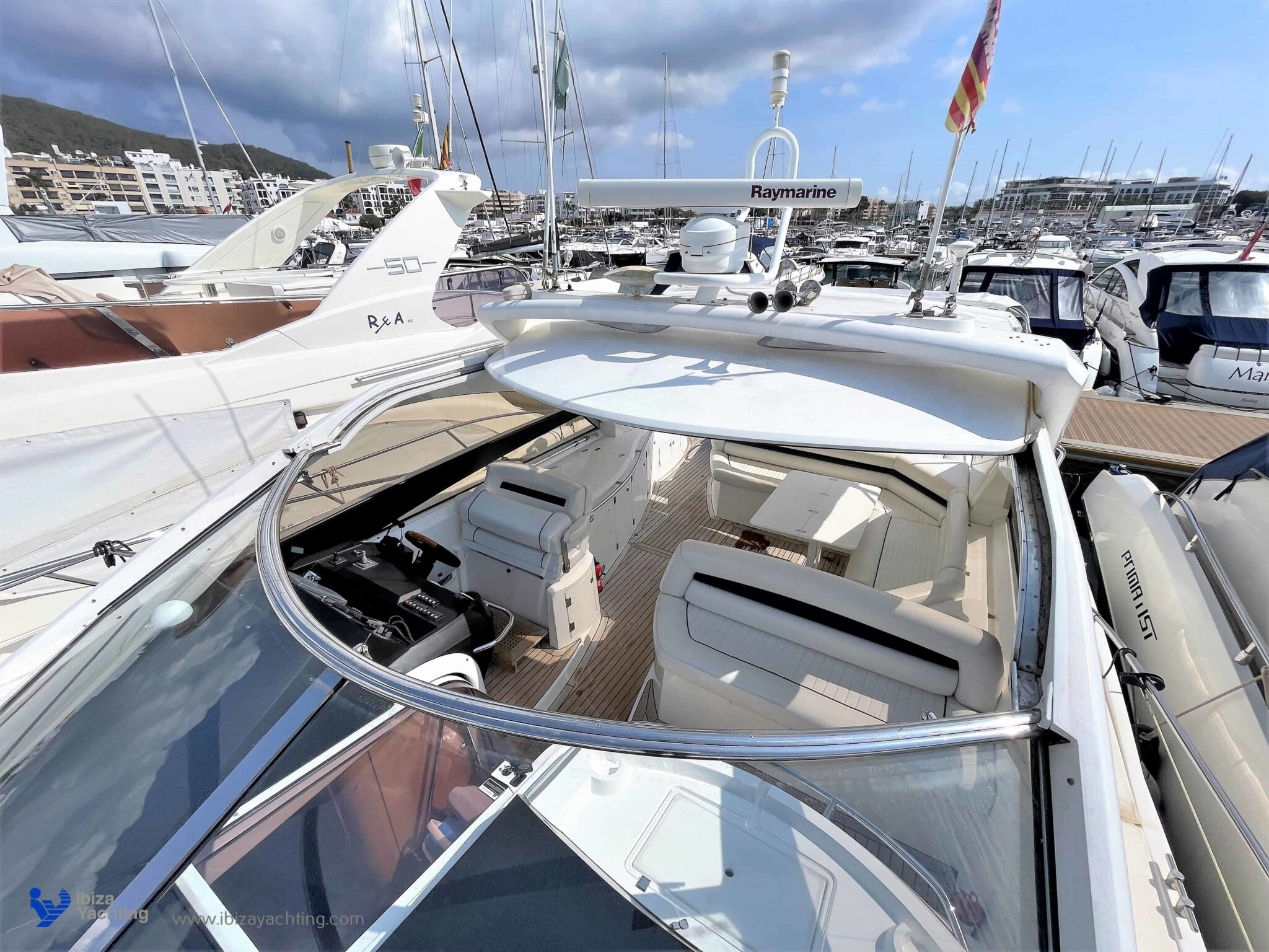 Sunseeker 53 Portofino - YOU CRAZY DIAMOND (10)
