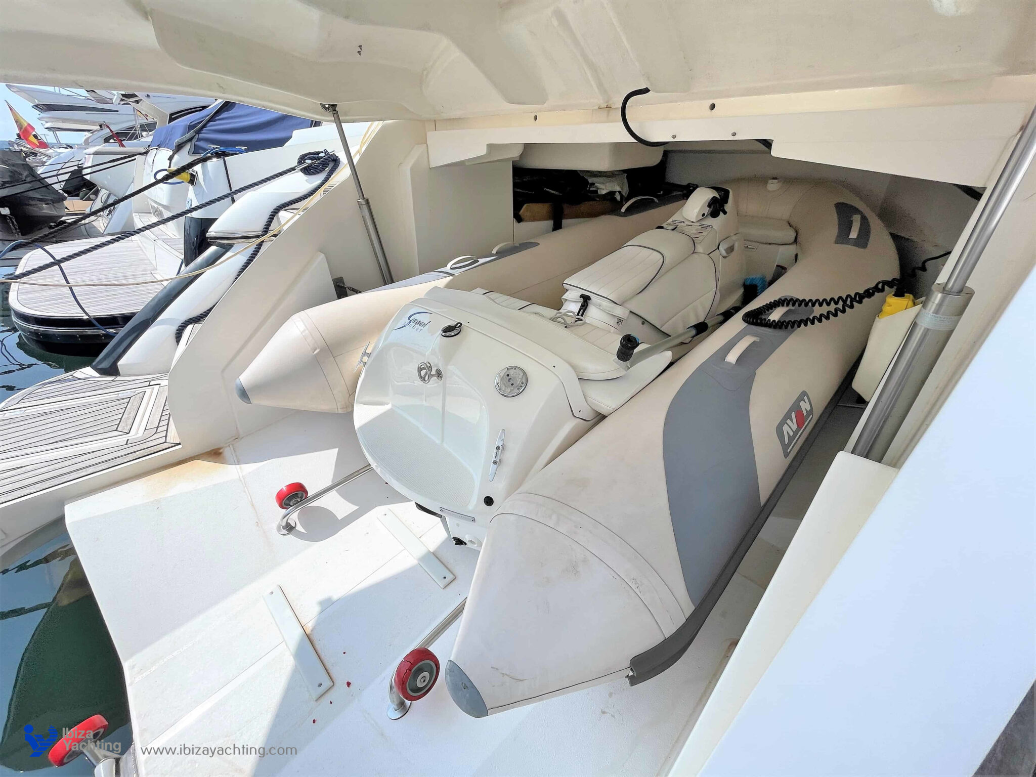 Sunseeker 53 Portofino - YOU CRAZY DIAMOND (12)