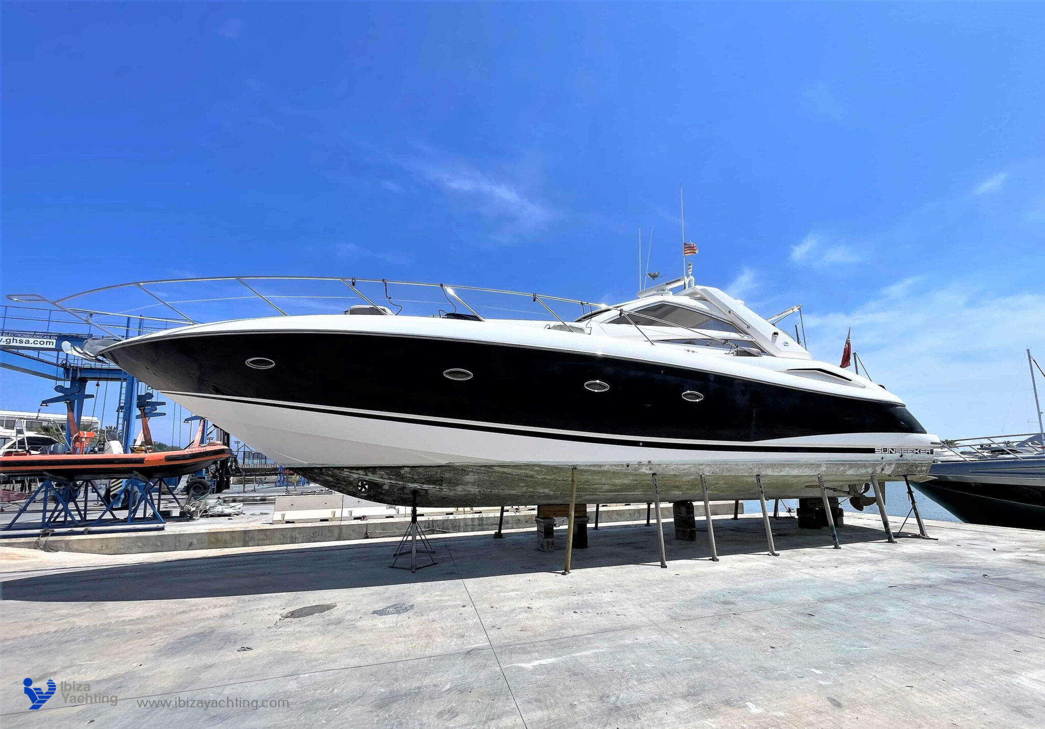 Sunseeker 53 Portofino - YOU CRAZY DIAMOND (19)