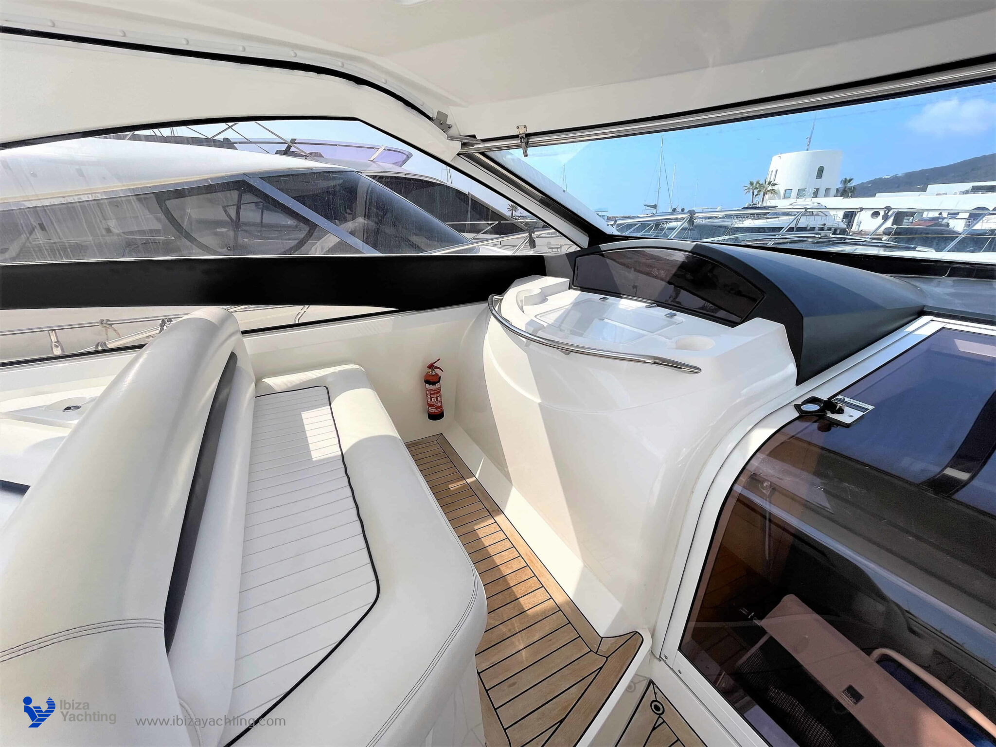 Sunseeker 53 Portofino - YOU CRAZY DIAMOND (6)