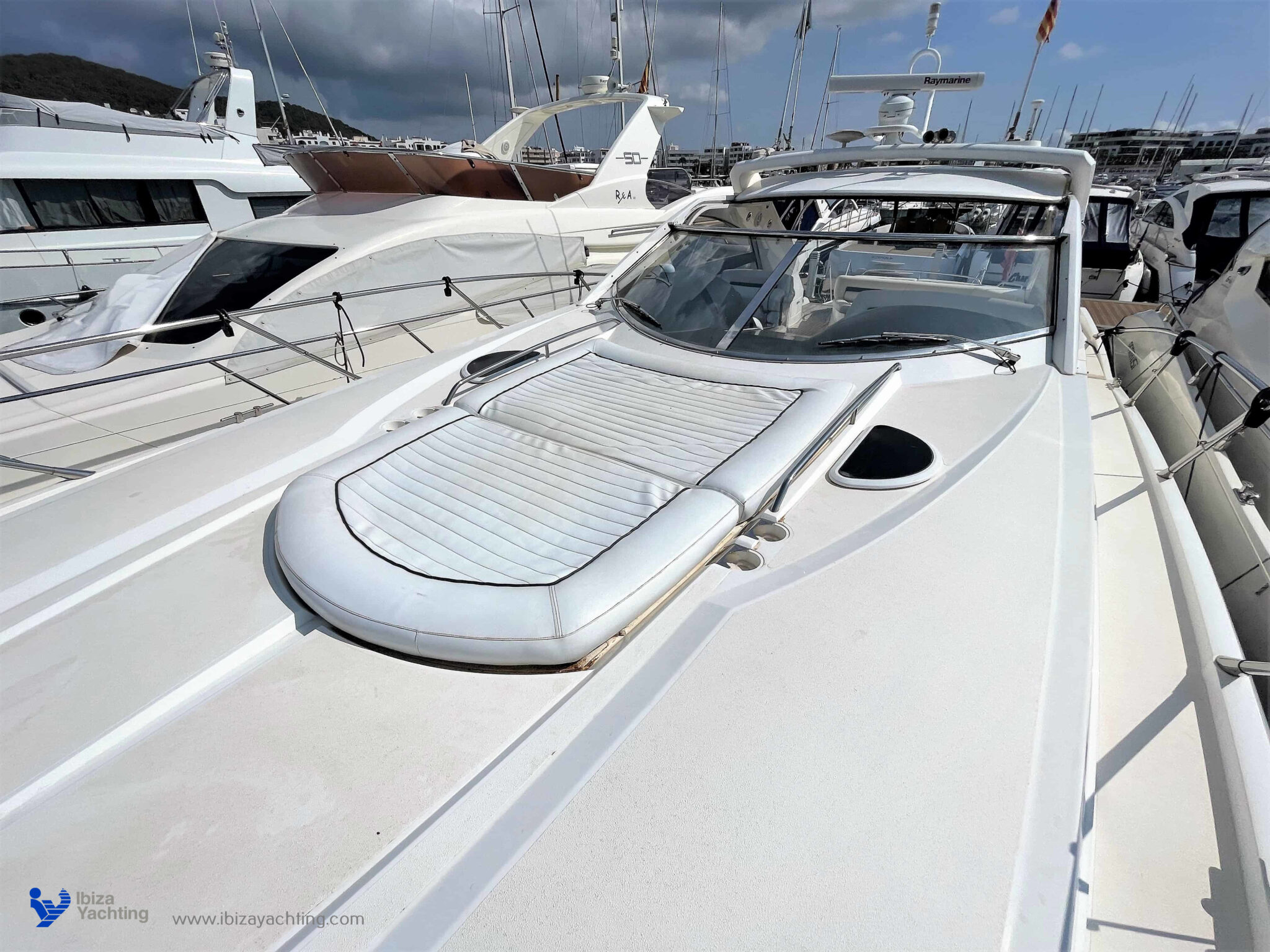 Sunseeker 53 Portofino - YOU CRAZY DIAMOND (9)