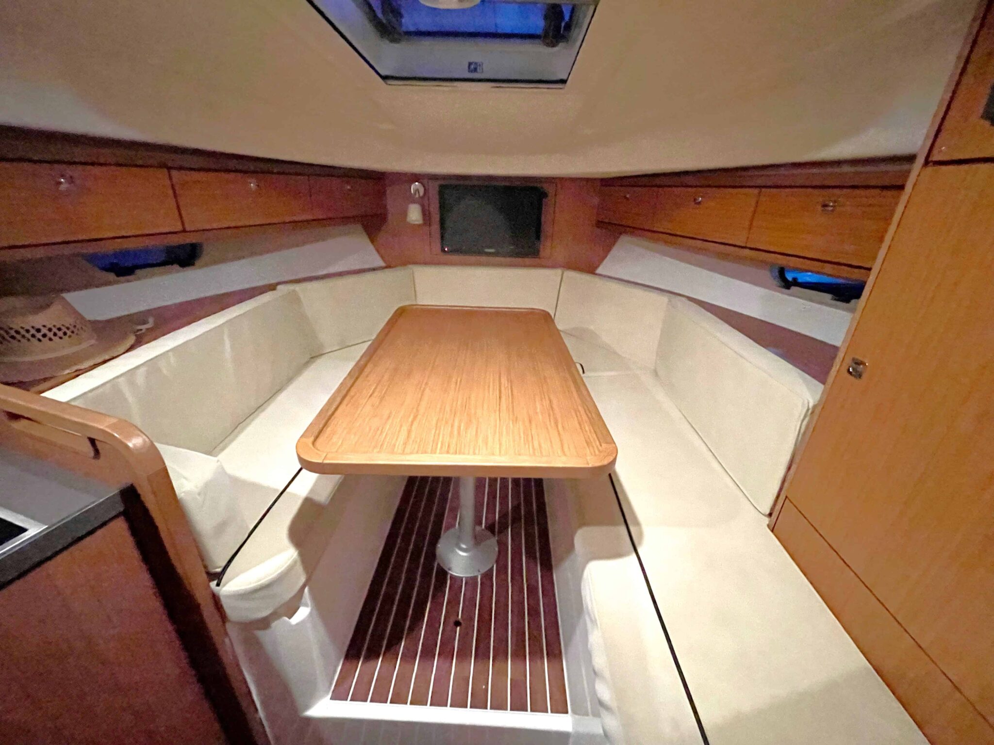 COCAMANI - Bavaria 29 Sport (9)