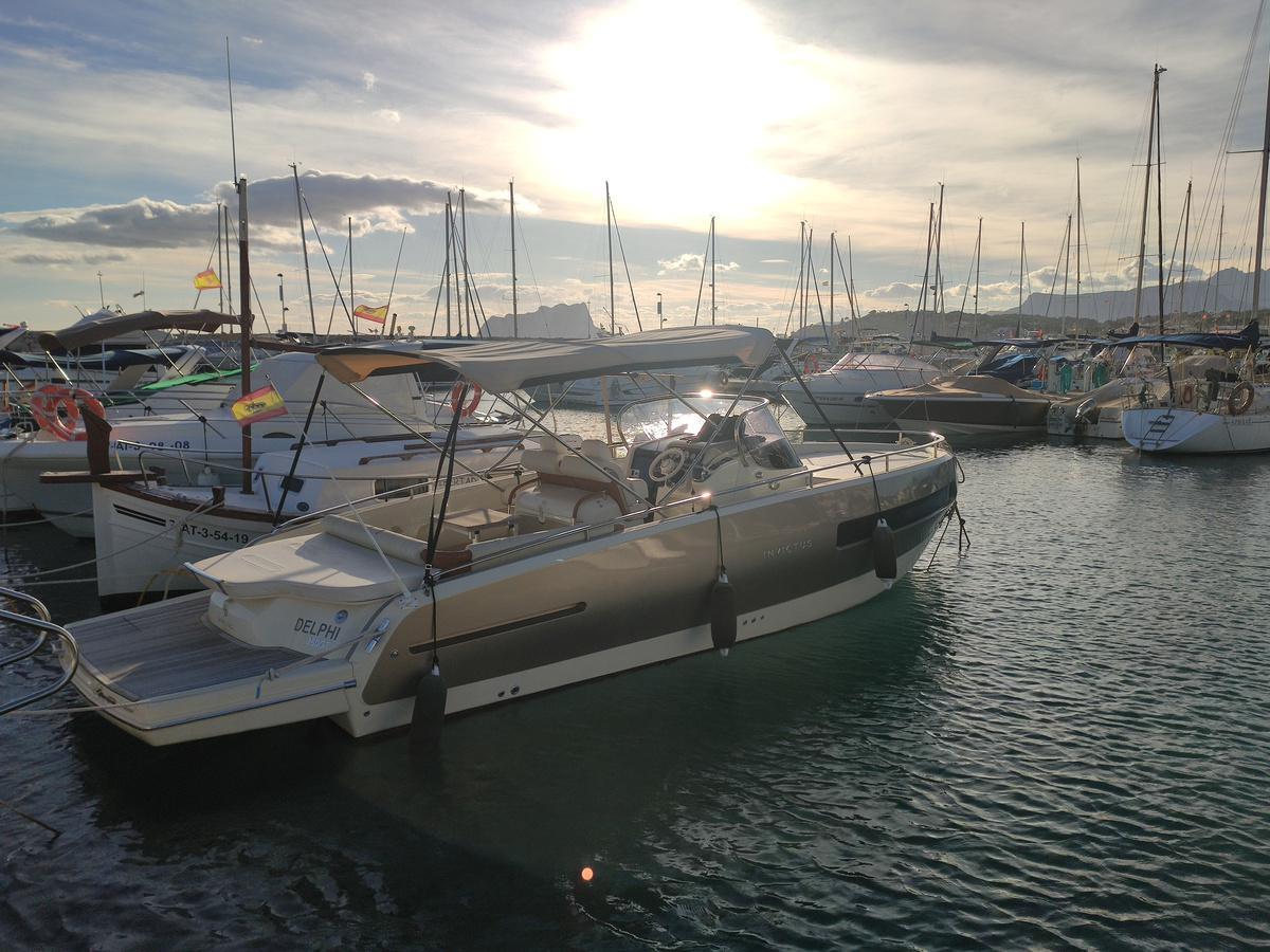DELPHI - Invictus 280GT (5)