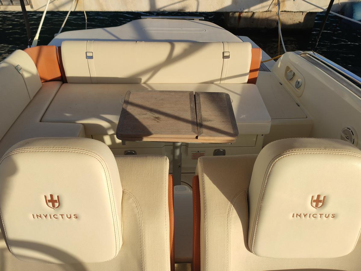 DELPHI - Invictus 280GT (9)