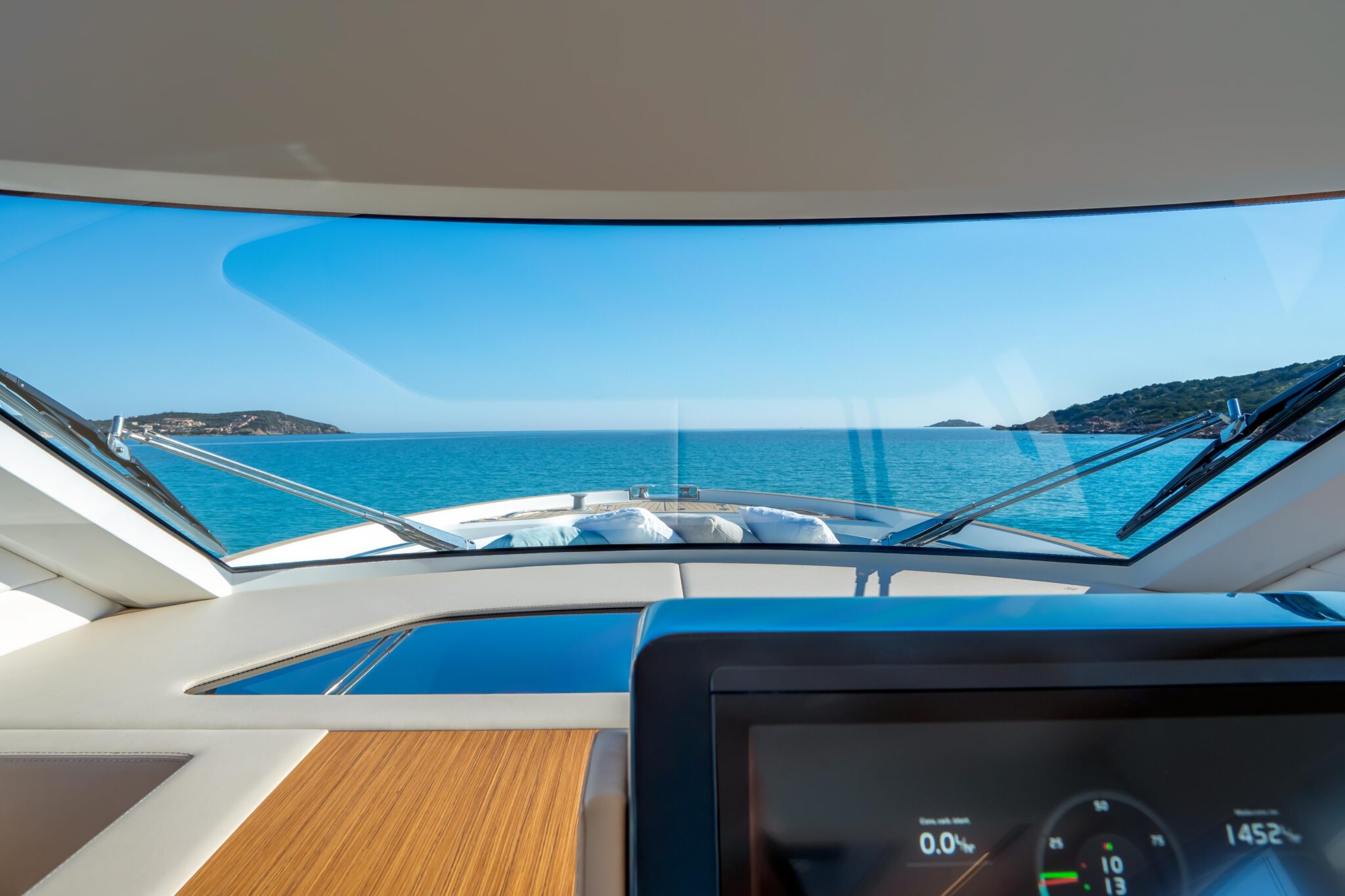 SolarisPower52 Coupe-05