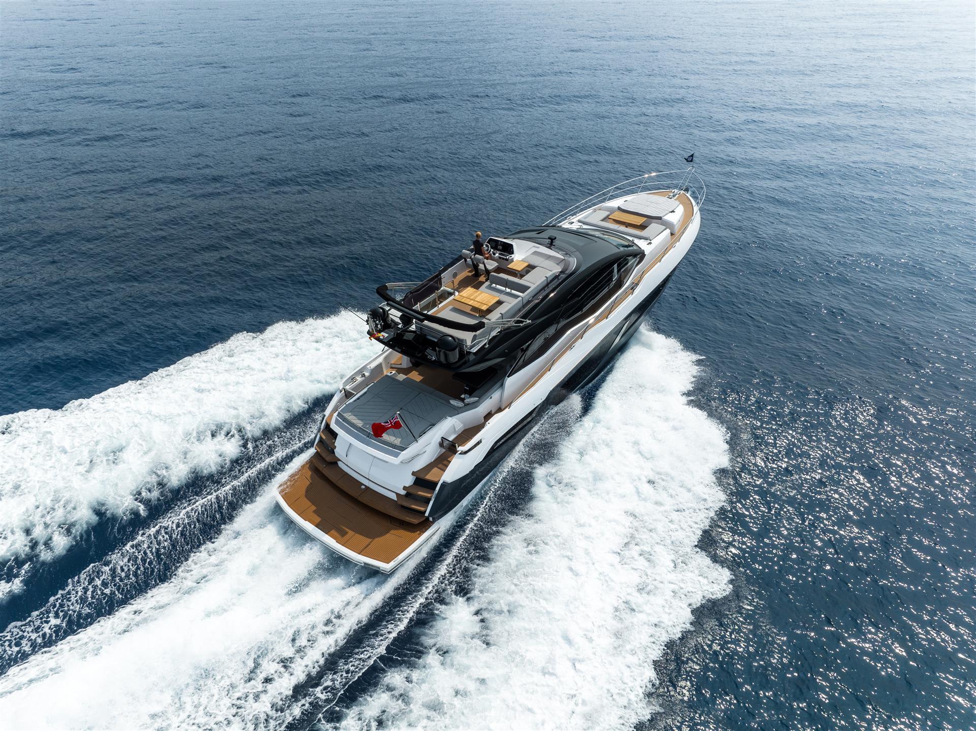 Sunseeker-75-Sport-Yacht-2-Custom