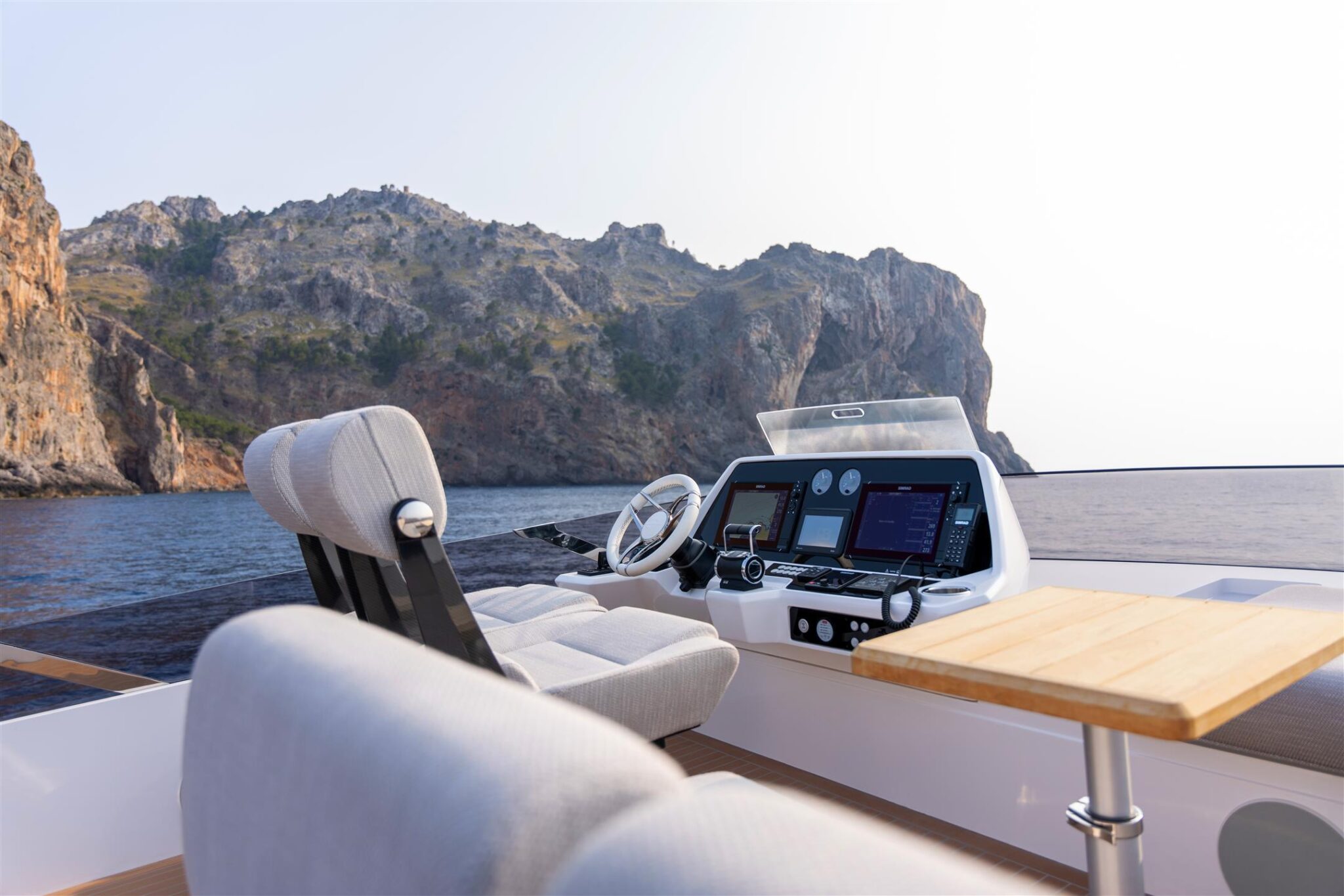 Sunseeker-75-Sport-Yacht-49-Custom