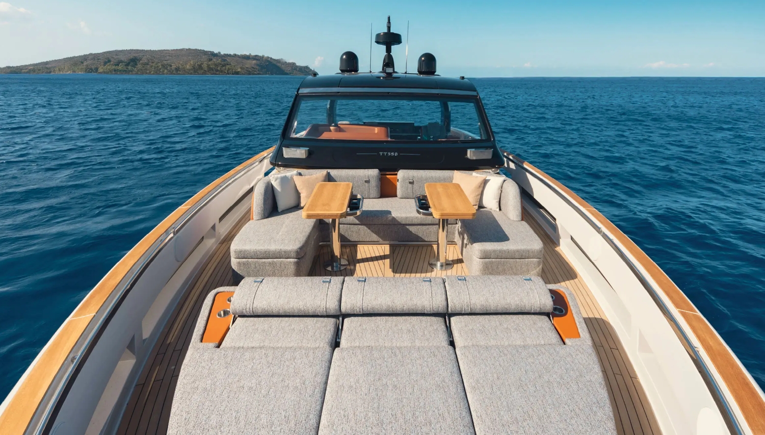 Captura de pantalla_7-5-2026_18111_jet7yacht.com