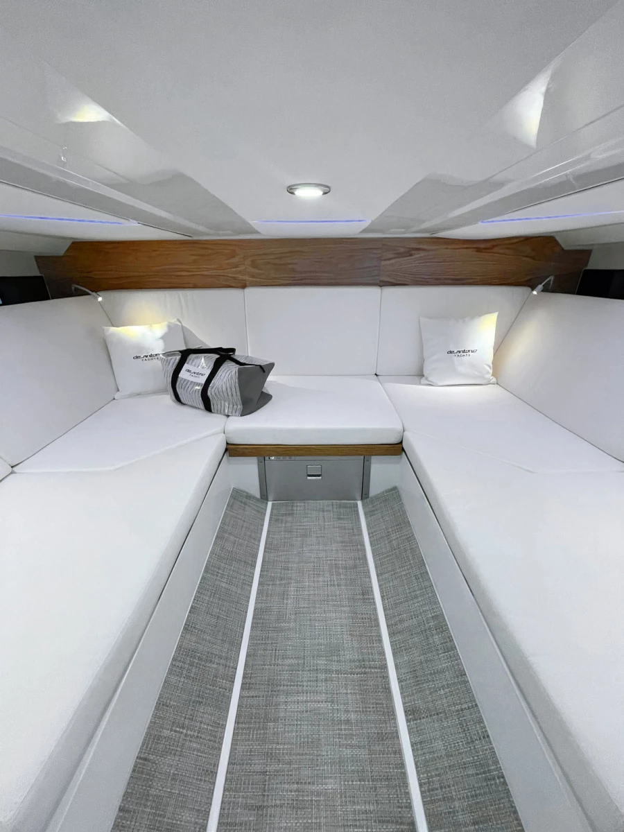 D36 INTERIOR 3