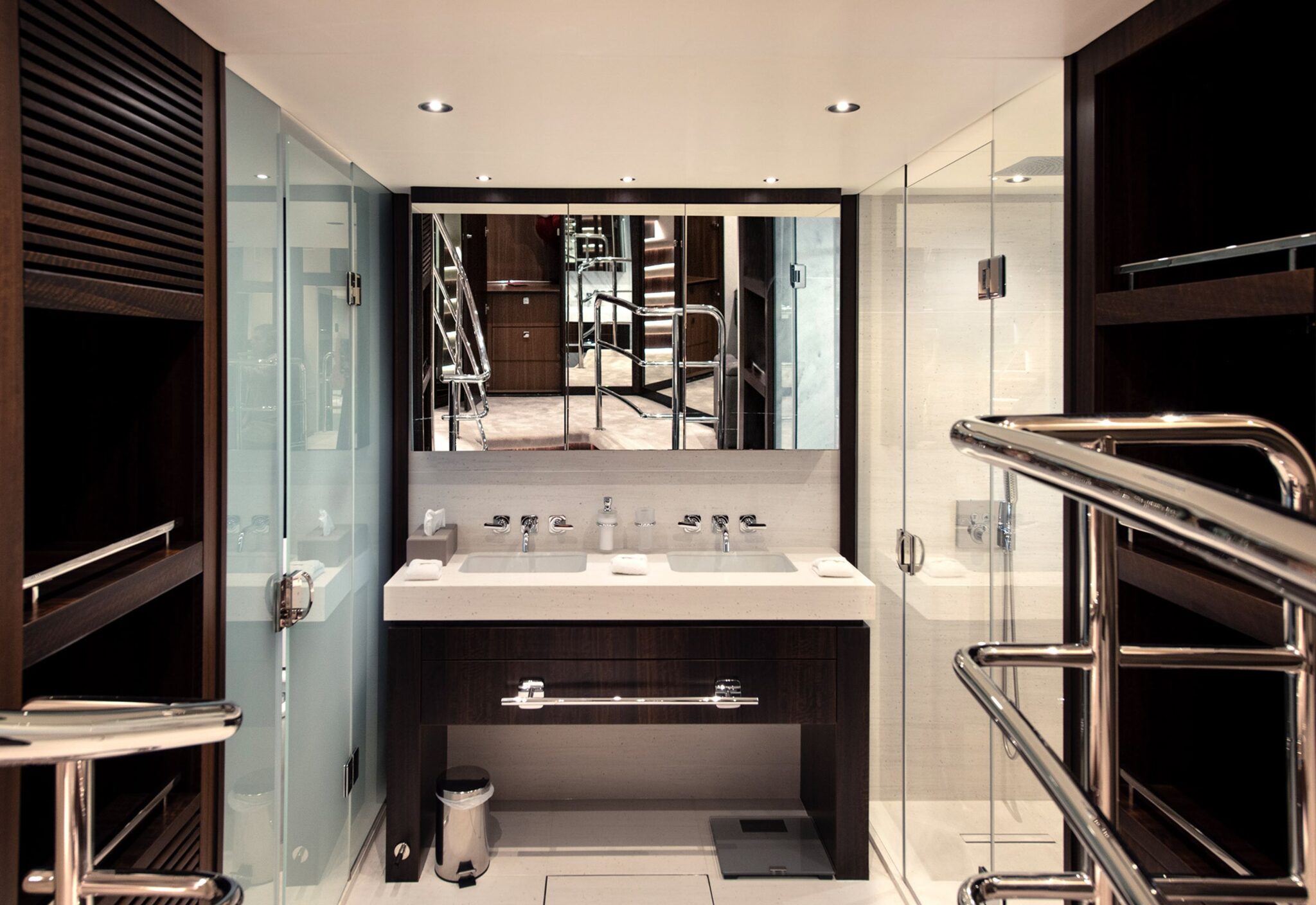 19-master-cabin-en-suite