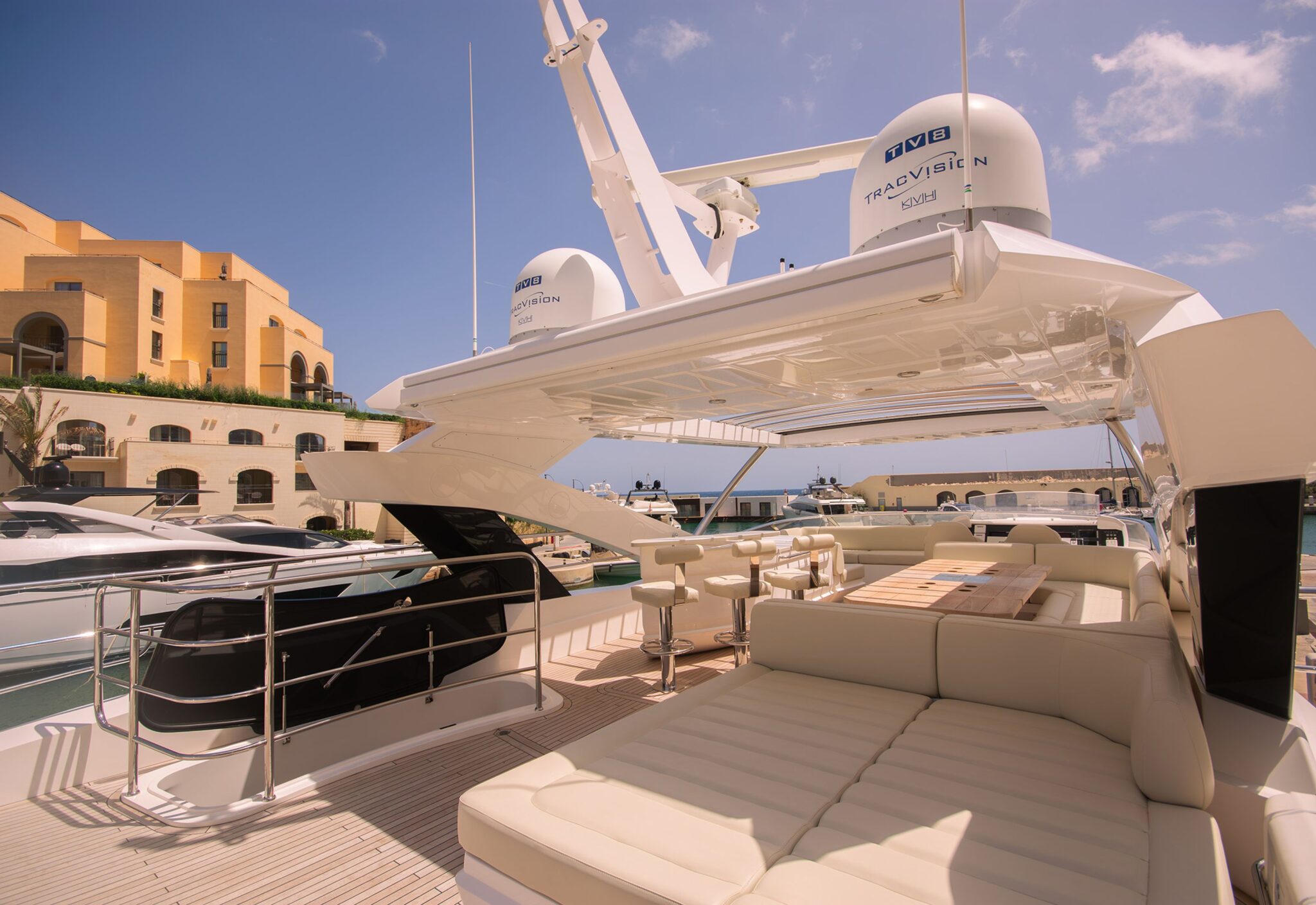 2-flybridge