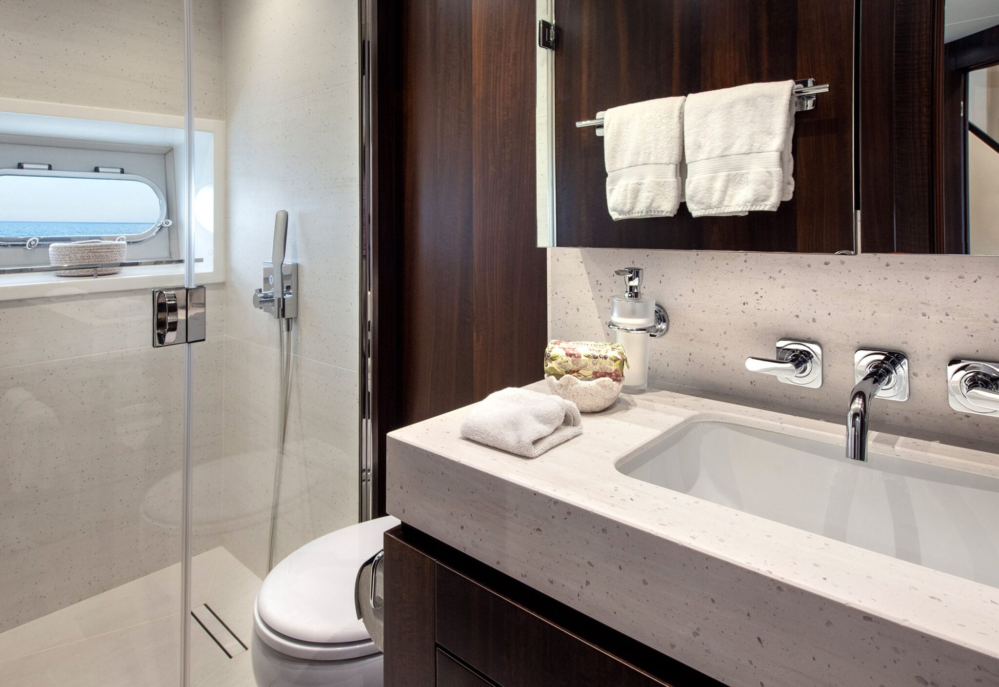 24-double-en-suite