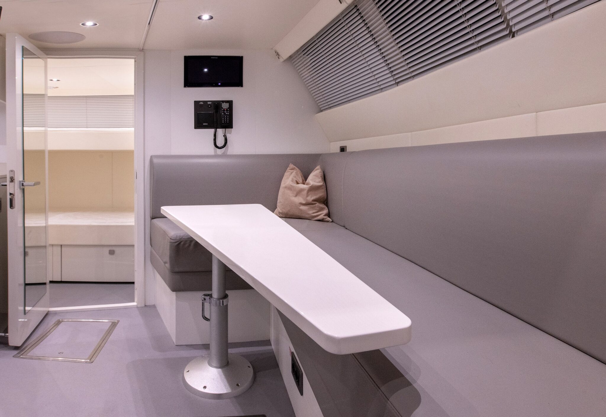 30-crew-quarters