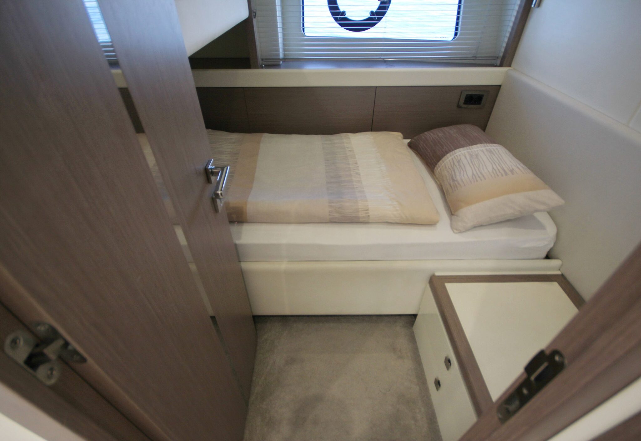 35-guest-cabin